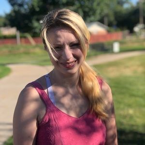 Meet your Posher, Ashley